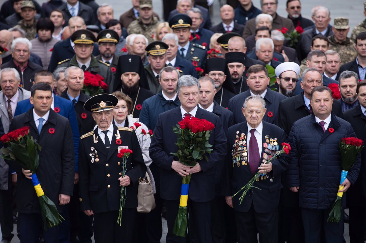 День победы 2019. Порошенко и Гройсман